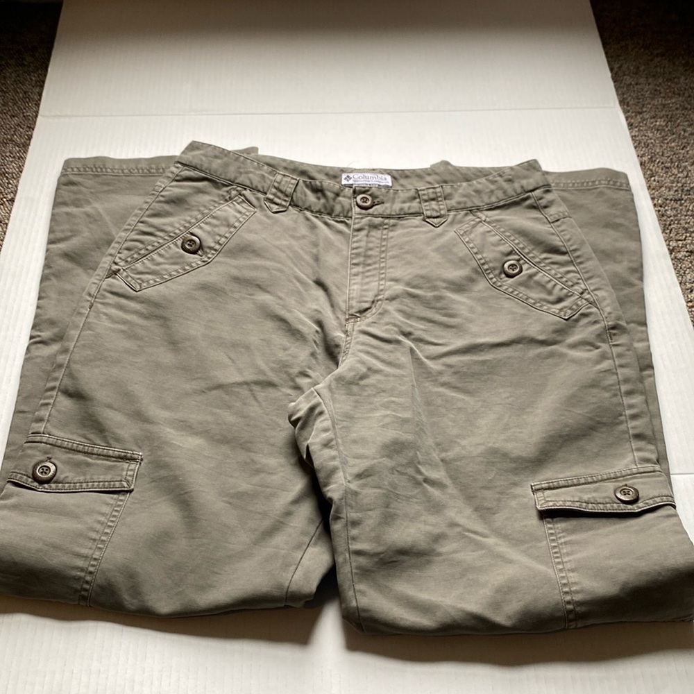 Columbia Women Size 12 Khaki Gray Cargo Pants